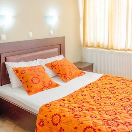 Delfini Hotel Скала-Потамьяс Екстер'єр фото