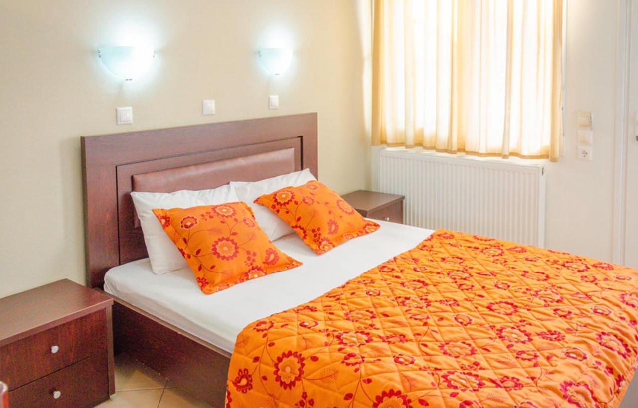 Delfini Hotel Скала-Потамьяс Екстер'єр фото