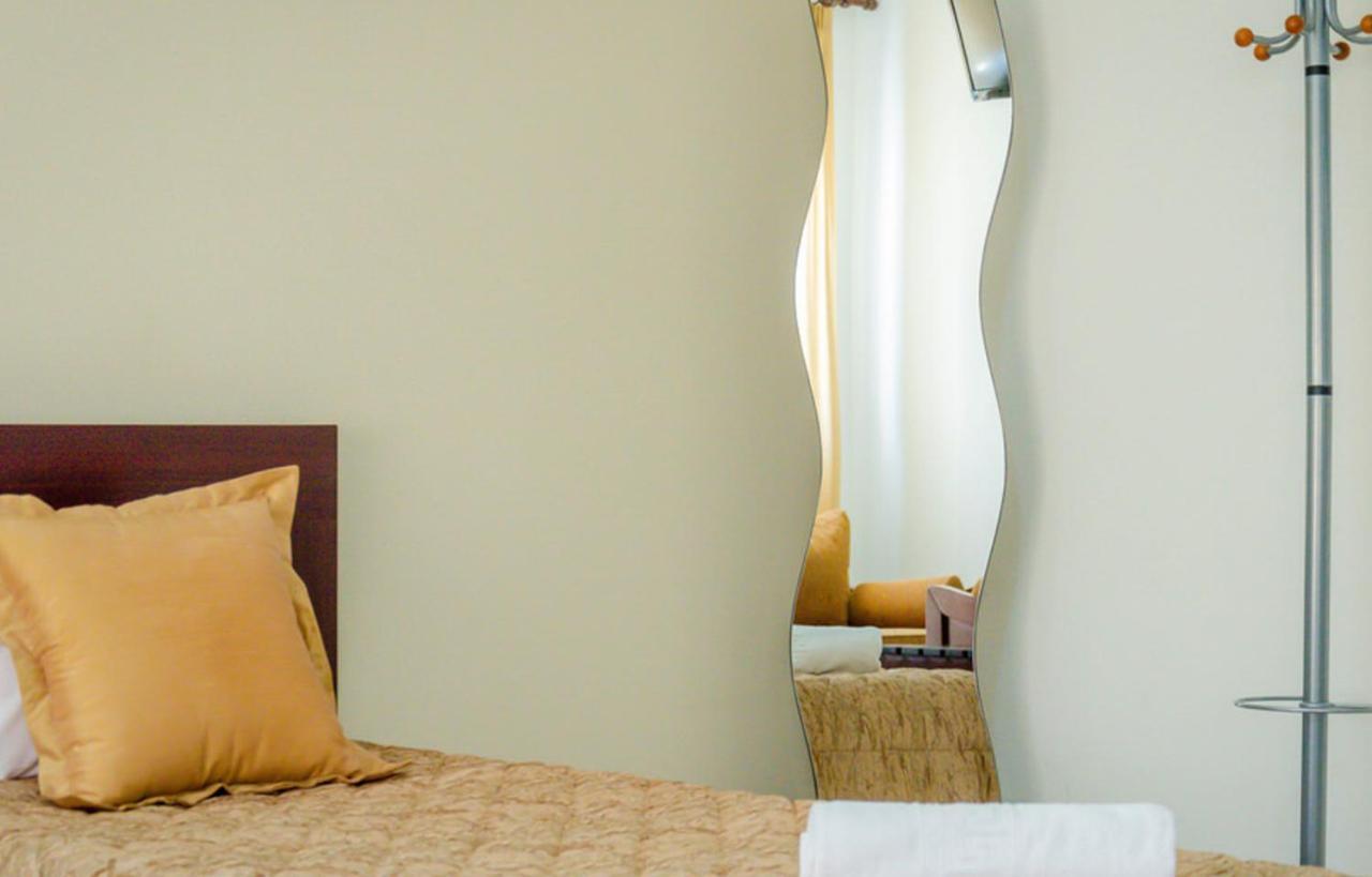 Delfini Hotel Скала-Потамьяс Екстер'єр фото