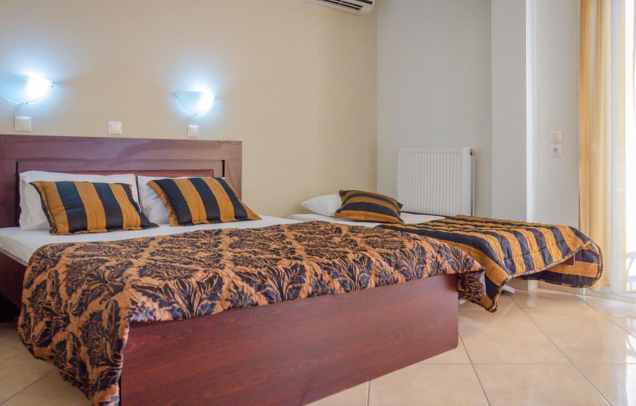 Delfini Hotel Скала-Потамьяс Екстер'єр фото